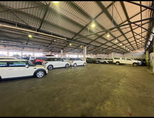 2,917M² WAREHOUSE TO LET IN PAARDEN EILAND